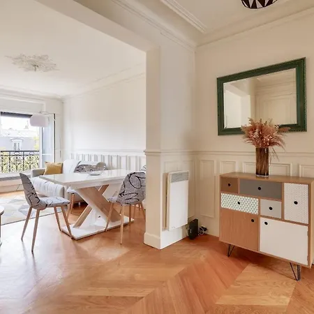 Parisian 2br Flat 100m To Notre Dame&pantheon Appartement Paris